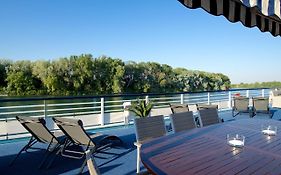 Hotel Le Chardonnay